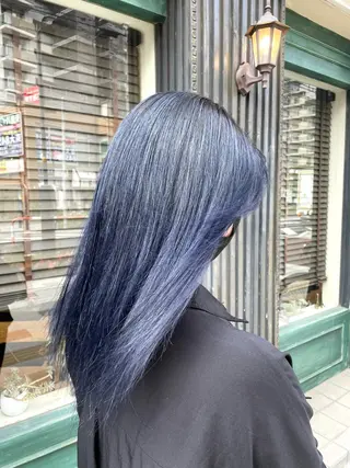 ロング カラー ulQua 戸田のヘアスタイル