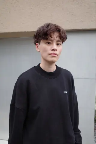 メンズ るり 暗髪・艶カラーのヘアスタイル