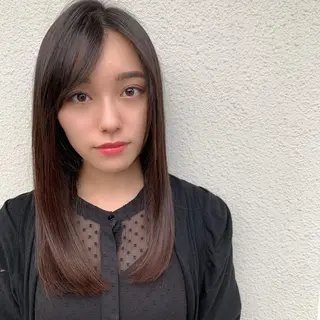 ミディアム カラー Lome'所属・✨ブリーチマスター✨ オクヤマヨウスケのヘアスタイル