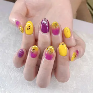 ネイル Annailsalon所属・E miのネイルデザイン