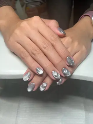 ネイル Tinails所属・Tinails (ティナネイル)のネイルデザイン