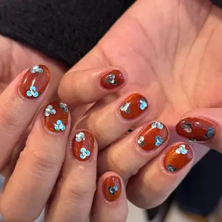 ミディアム 小川 柚香のネイルデザイン