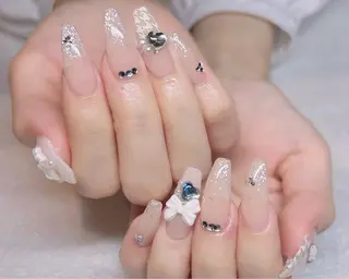 ネイル Salon Mori所属・☺︎ amiのネイルデザイン