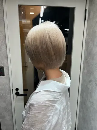 ショート カラー ピンク🎀ブロンド 💎ハイトーン/大和のヘアスタイル