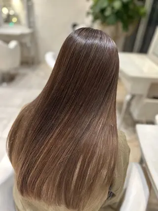 ロング カラー ZACC ayakaのヘアスタイル