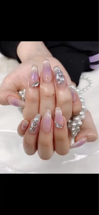 ネイル miu miuのネイルデザイン