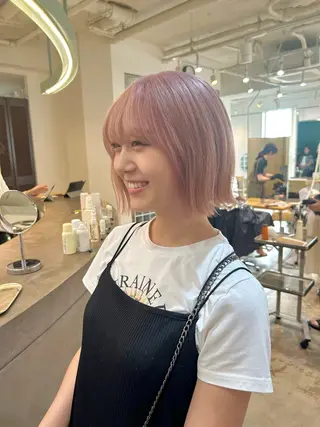 ショート カラー FILMS柏店所属・宮本 悠利のヘアスタイル