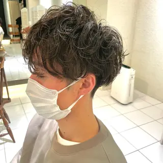 ショート パーマ メンズ 透明感カラー/ 寺田千雅子のヘアスタイル