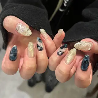 ネイル 栗田 ゆう子のネイルデザイン