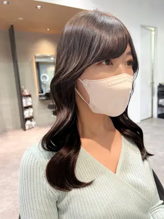 ロング YUI / LbyHOMEのヘアスタイル