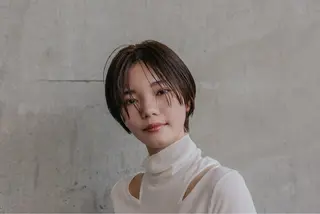 ショート カラー ツジガキ ユウスケのヘアスタイル