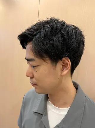 メンズ HIRO GINZA  銀座一丁目店所属・三浦 凪砂のヘアスタイル