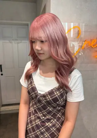 ミディアム カラー 透明感モテスタイル 💞SHIORI💞のヘアスタイル