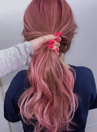 ロング カラー ヘアアレンジ NAIL and EYELASH ALPHA.所属・ALPHA. 姫繇のネイルデザイン