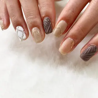 ネイル Laki nailのネイルデザイン