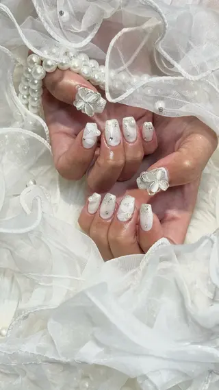 ネイル WISTERIA kozueのネイルデザイン