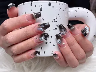 ネイル Nail salon MOMOのネイルデザイン