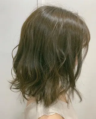 ミディアム カラー ヘアアレンジ 白髪女性専門店竹内 涼乃のヘアスタイル