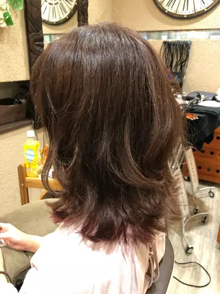 ミディアム カラー 森田 真由のヘアスタイル