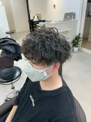 パーマ メンズ 加藤 雄大のヘアスタイル