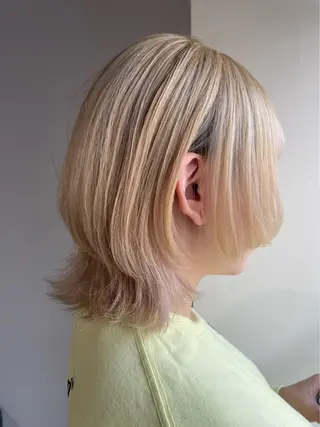 ショート カラー レイヤー/ハイトーン カラー/SHISEIのヘアスタイル