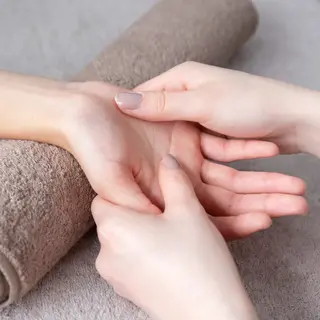 irodōri所属・irodōri /榎本佳那子のネイルデザイン