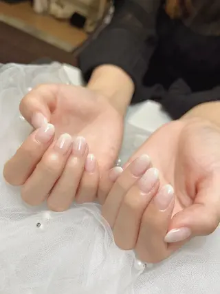 ネイル EmaNail天満橋店所属・EmaNail Risaのネイルデザイン