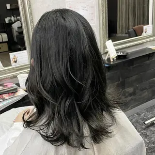 ミディアム カラー N-plants 楓のヘアスタイル