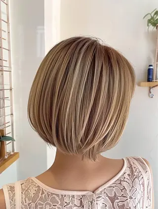 ショート カラー 凜花 /大阪/カットのヘアスタイル