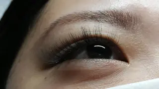 マツエク・マツパ angelux 所属・完全個室サロン🌹 angelux🌹のマツエク・マツパデザイン