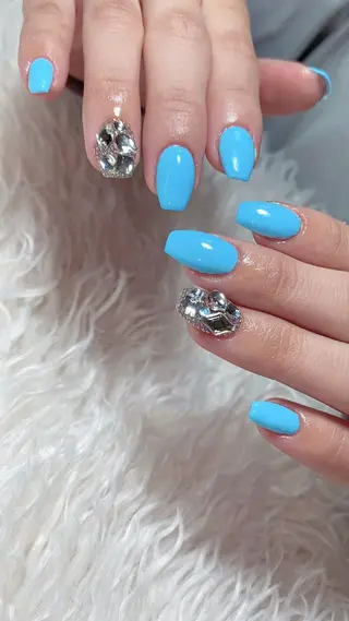 ネイル n o q r m. n a c h iのネイルデザイン