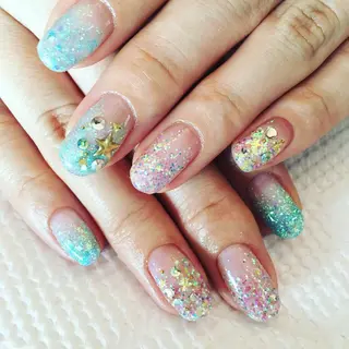 ネイル 髙城 亜紀のネイルデザイン