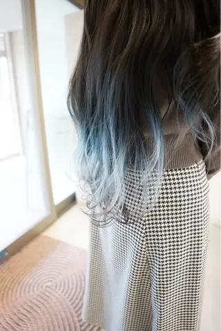 ロング カラー 月100人以上 髪質改善施術｜谷口のヘアスタイル