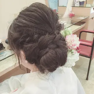 ヘアアレンジ EMANON名古屋所属・美谷添（ミヤゾエ） まどか大人ヘアサロンのヘアスタイル