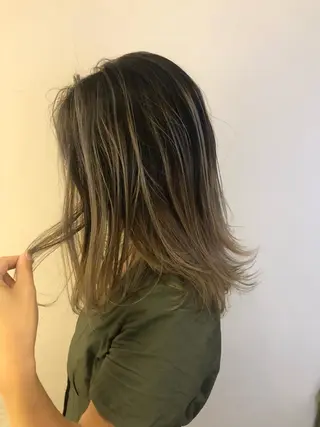 ミディアム カラー ブリーチカラー🌈 石垣翔太のヘアスタイル