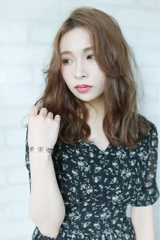 セミロング カラー パーマ ヘアアレンジ メンズ キッズ ネイル マツエク・マツパ premier modelsのヘアスタイル