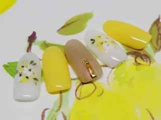 ネイル ティーエヌ 金山駅東口店のネイルデザイン