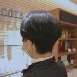 ショート 小野寺 モエカのヘアスタイル