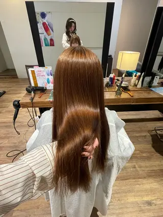 セミロング カラー 高橋 乙葉のヘアスタイル