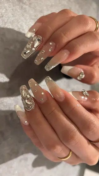 ネイル Mignon所属・Mignon 、のネイルデザイン