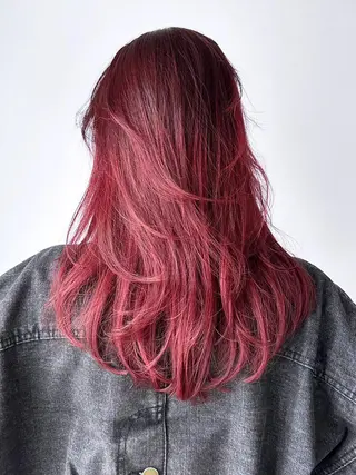 カラー セミロング ITby ALBUM 北千住店のヘアスタイル