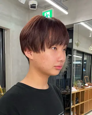 カラー メンズ 【ブリーチ特化】 イマダナツミのヘアスタイル