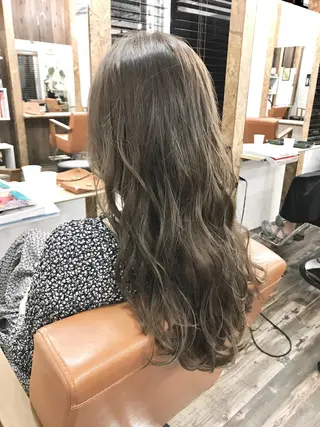 ロング カラー プチプラ&ハイクオ リティ✰Lilly✰のヘアスタイル