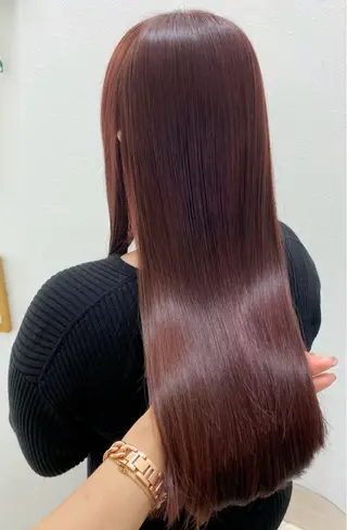 ロング 髪質改善ピンクカラー 💞はな🫧🎀のヘアスタイル