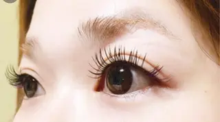 マツエク・マツパ East AkkA eyelash所属・オザキ -のマツエク・マツパデザイン