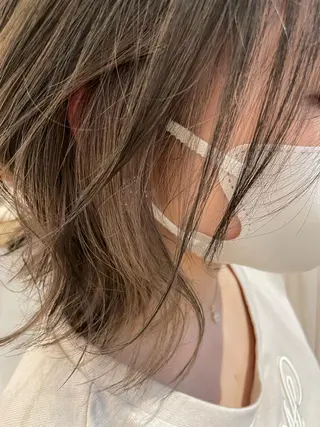 ミディアム 韓国風レイヤーカット 🇰🇷❕モカのヘアスタイル