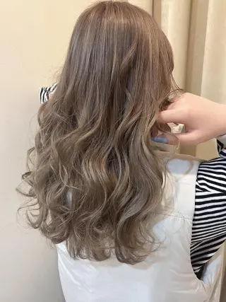 ロング カラー ヘアアレンジ エクステ＆カラー 特化F-card上通のヘアスタイル