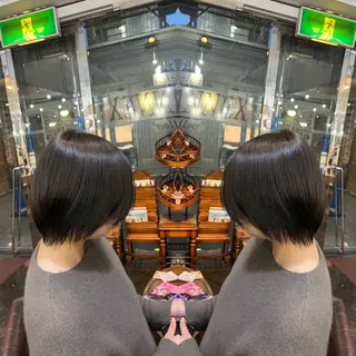 ショート カラー レイヤー/ボブ/ ミニボブ/AOIのヘアスタイル