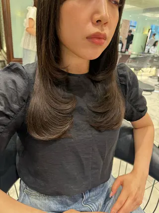 ロング コテ巻きパーマ 藤野佑成のヘアスタイル