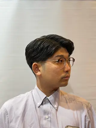 メンズ HAIR MODE KIKUCHI銀座店所属・たけ しまのヘアスタイル